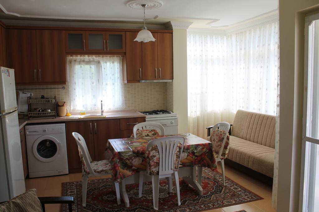 Zeus Apart Pansiyon Guzelcamlı Exterior foto